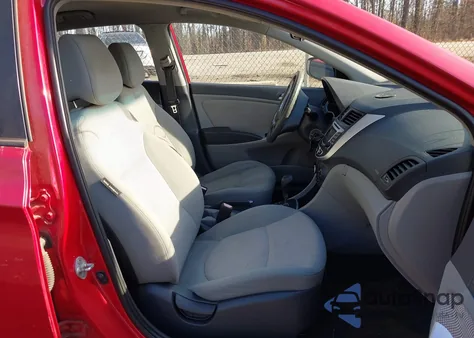 2013 Hyundai Accent Gs из США, поврежденный, VIN KMHCT5AE9DU060476